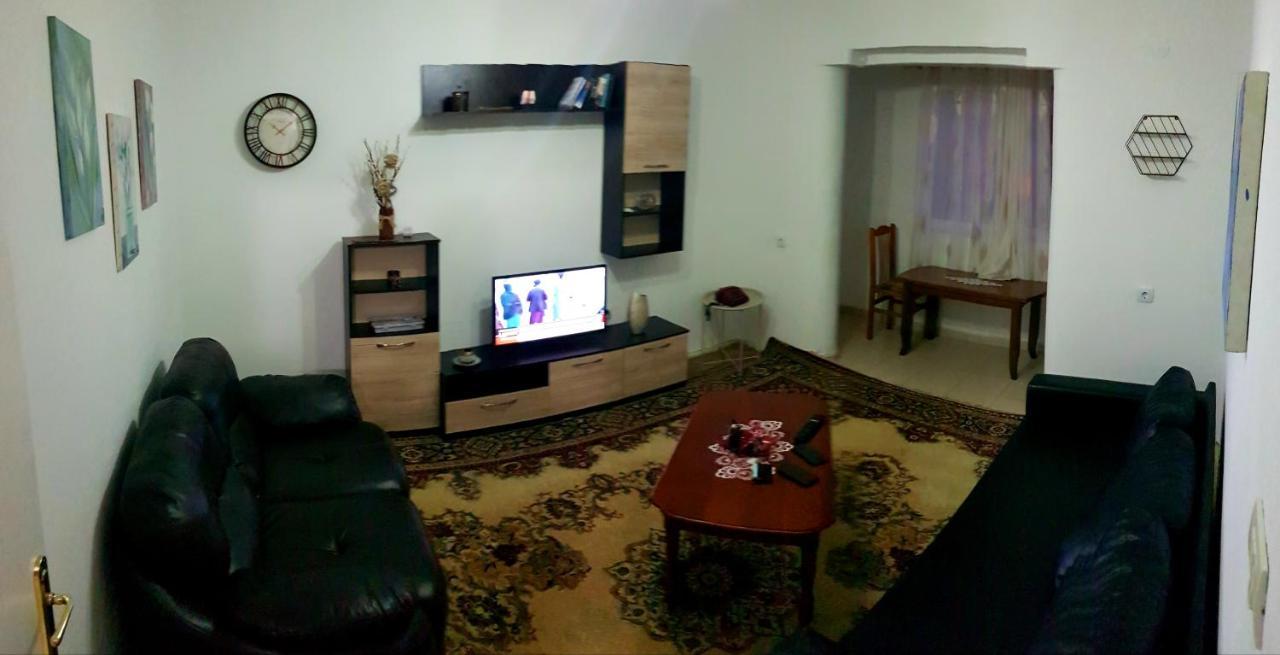 Home Flori&Vili Shkoder Exterior photo